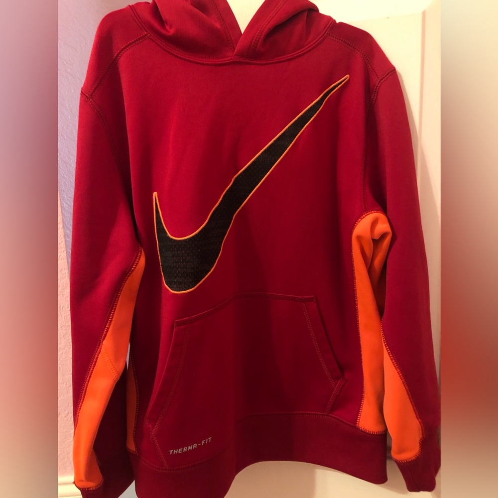 Nike pullover hoodie